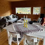 Flott Familiehytte Pa Haukas I Strandebarm Kvam