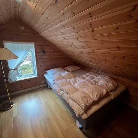 Flott Familiehytte Pa Haukas I Strandebarm