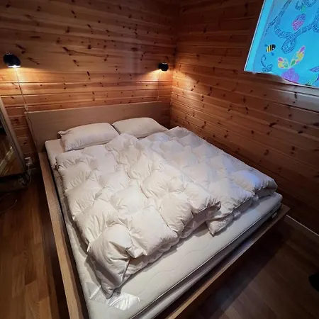 Flott Familiehytte Pa Haukas I Strandebarm Feriehus *