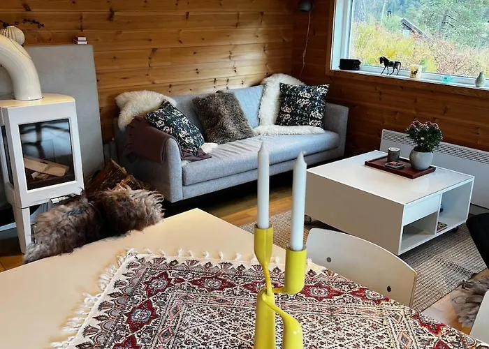 Flott Familiehytte Pa Haukas I Strandebarm