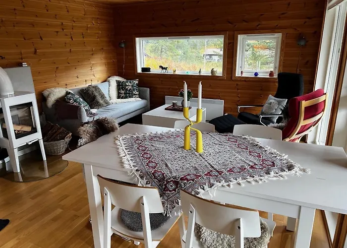 Flott Familiehytte Pa Haukas I Strandebarm Kvam (Hordaland)