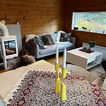 Flott Familiehytte Pa Haukas I Strandebarm